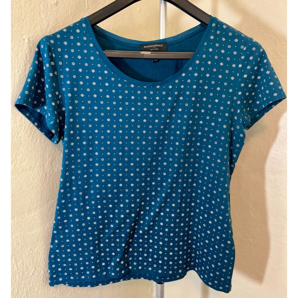 Banana Republic Luxe Touch Blue Geometric Print Tee L